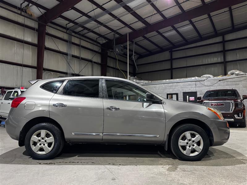 Nissan Rogue S 2WD 2011