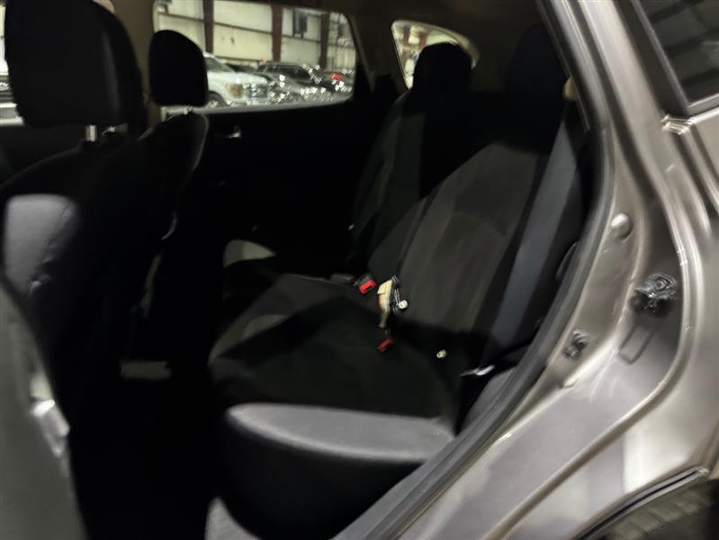 Nissan Rogue S 2WD 2011