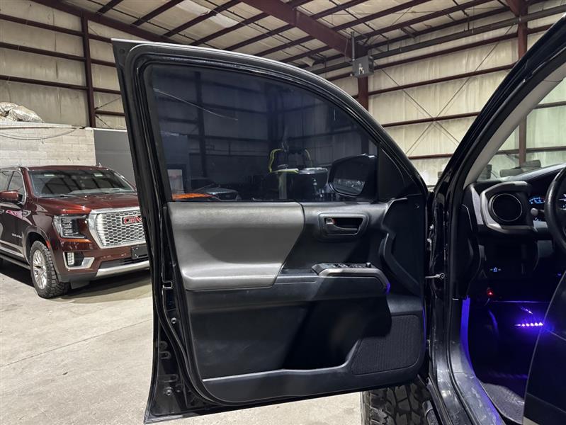 Toyota Tacoma SR5 Double Cab Long Bed V6 6AT 2WD 2016