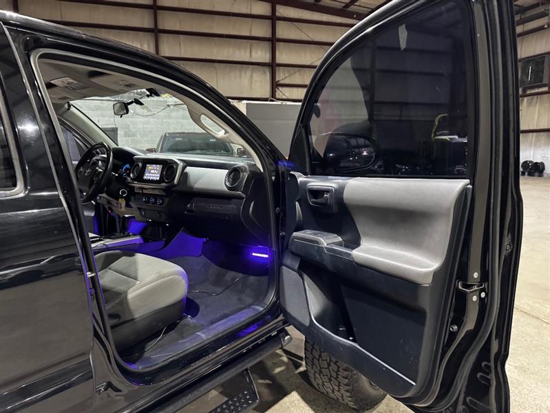 Toyota Tacoma SR5 Double Cab Long Bed V6 6AT 2WD 2016