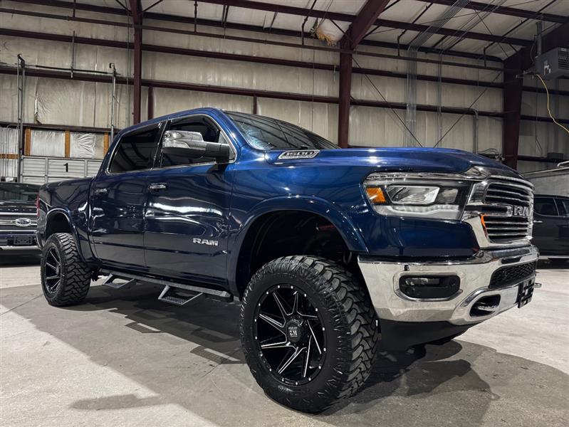 2019 RAM 1500 Laramie Crew Cab SWB 4WD