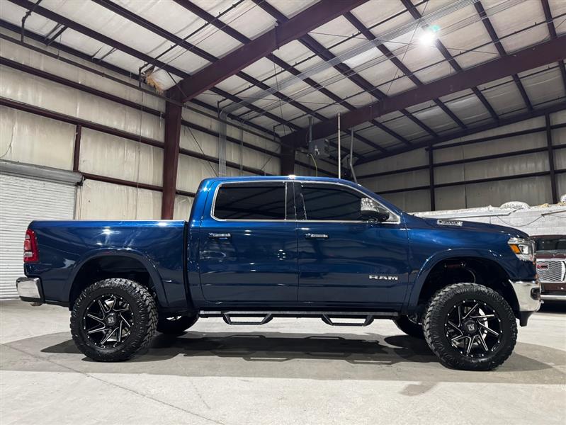 RAM 1500 Laramie Crew Cab SWB 4WD 2019