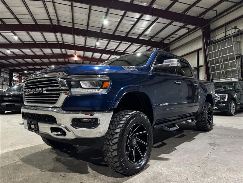 RAM 1500 Laramie Crew Cab SWB 4WD 2019
