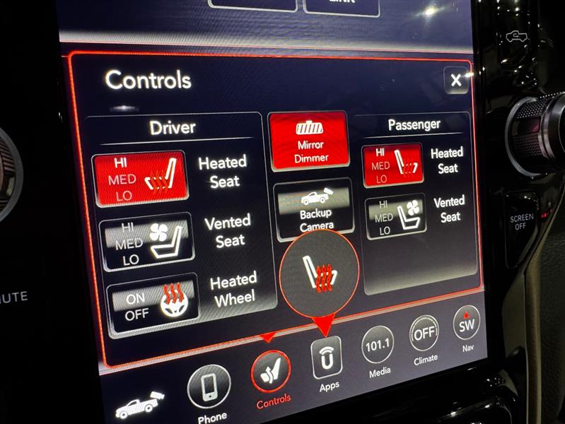 RAM 1500 Laramie Crew Cab SWB 4WD 2019