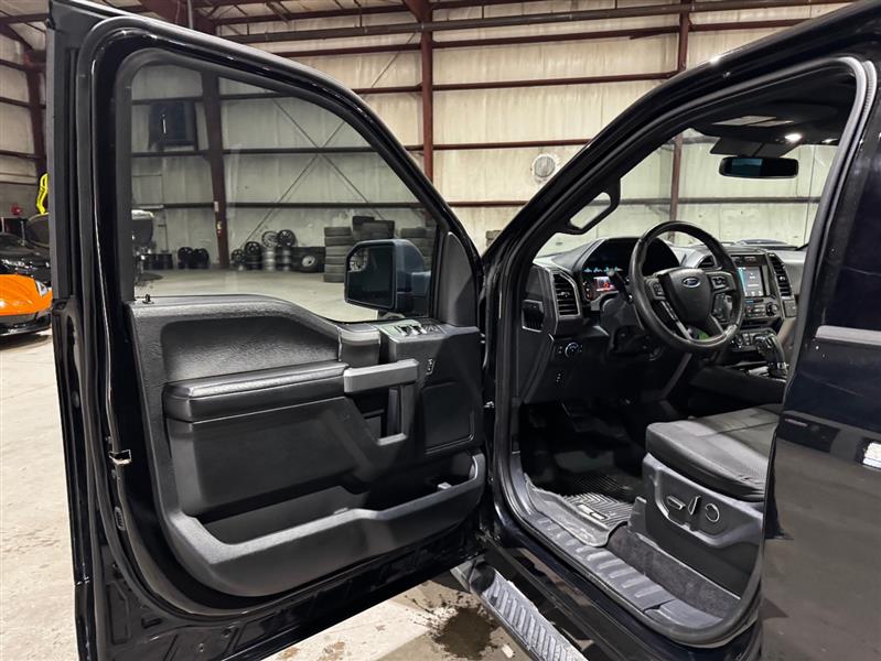 Ford F-150 XLT SuperCrew 5.5-ft. Bed 2WD 2016