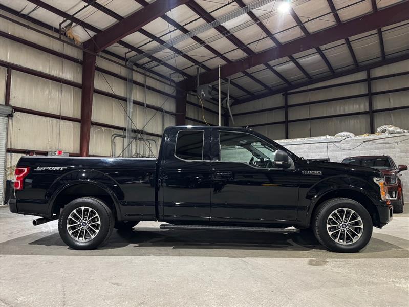 Ford F-150 XLT SuperCab 8-ft. 2WD 2018