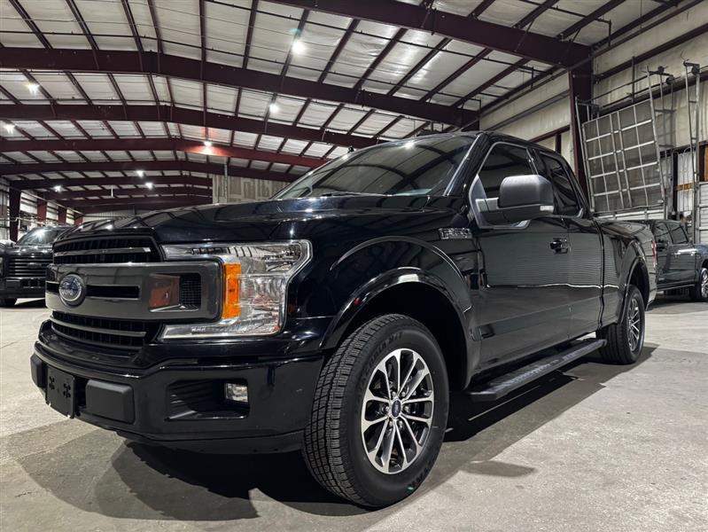 Ford F-150 XLT SuperCab 8-ft. 2WD 2018