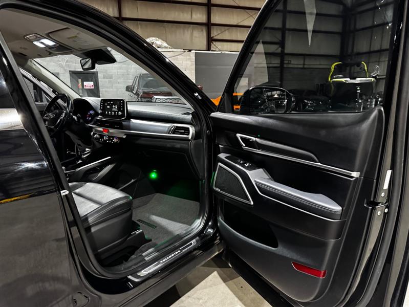 Kia Telluride LX 2020