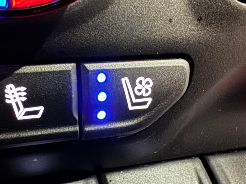 GMC Sierra 1500 SLT Crew Cab Short Box 4WD 2021