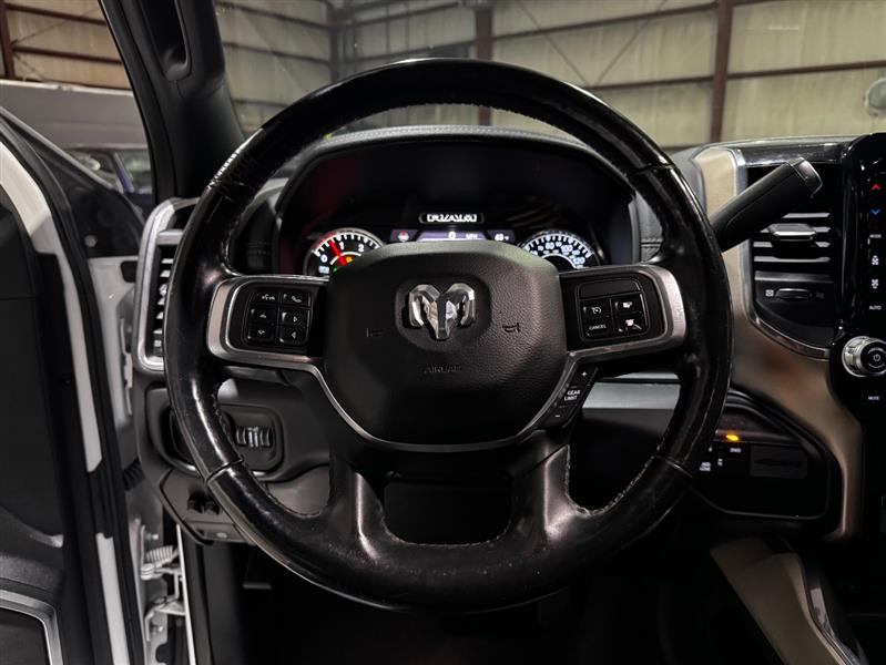 RAM 3500 Laramie Mega Cab 4WD DRW 2019