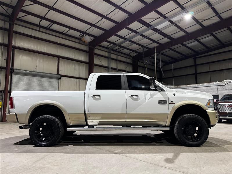 RAM 2500 Longhorn Crew Cab SWB 4WD 2014