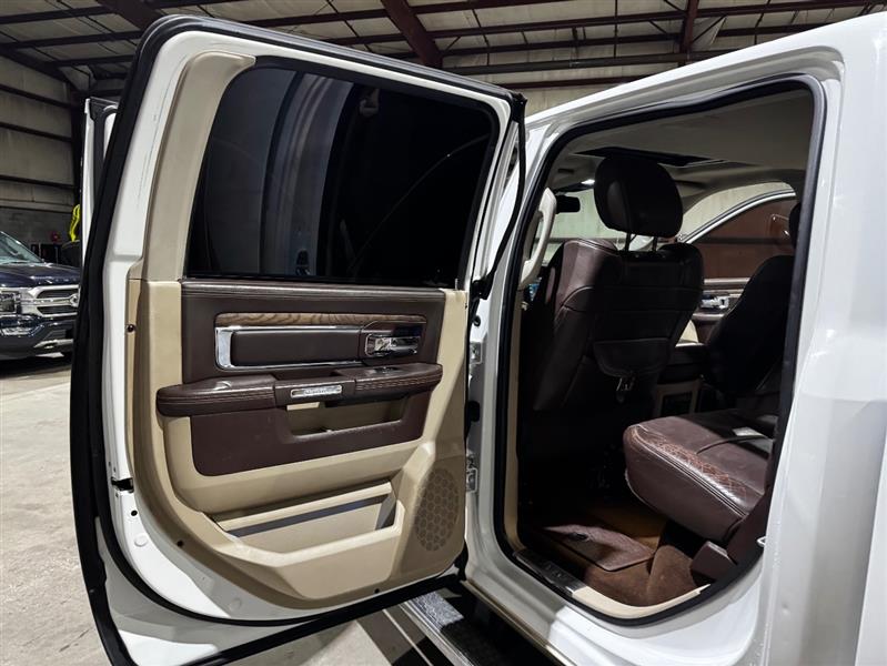 RAM 2500 Longhorn Crew Cab SWB 4WD 2014