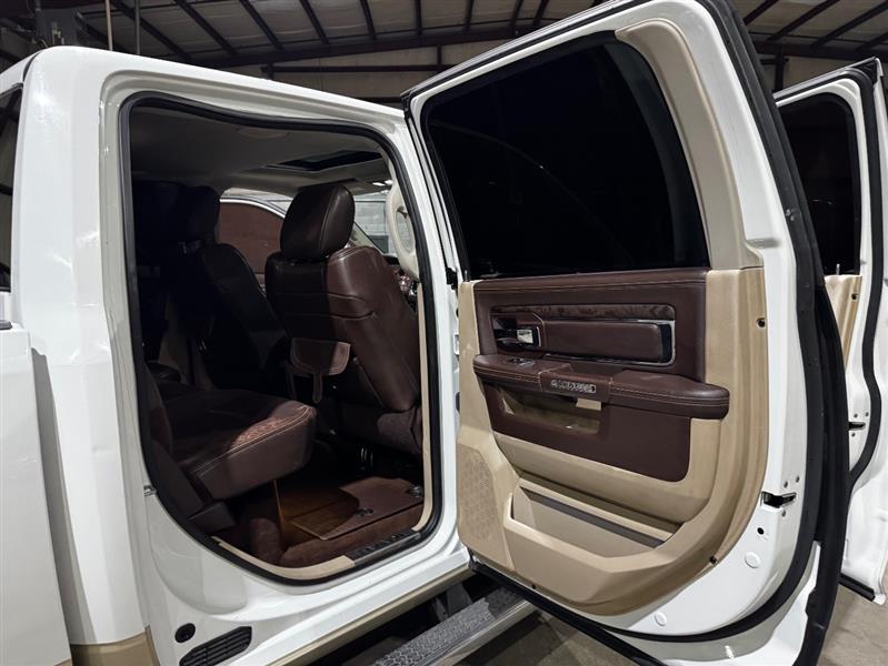 RAM 2500 Longhorn Crew Cab SWB 4WD 2014