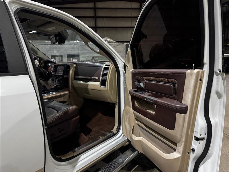 RAM 2500 Longhorn Crew Cab SWB 4WD 2014