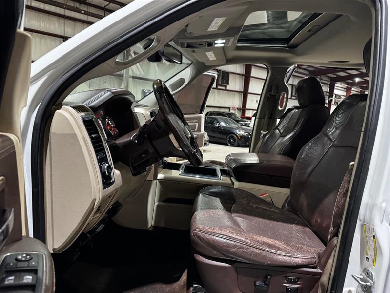 RAM 2500 Longhorn Crew Cab SWB 4WD 2014