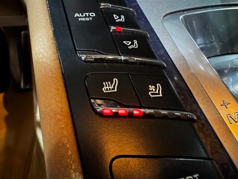 Porsche Panamera 4 2014