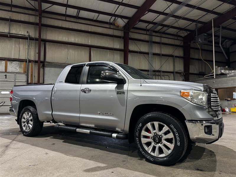 Toyota Tundra Limited 5.7L Double Cab 4WD 2014