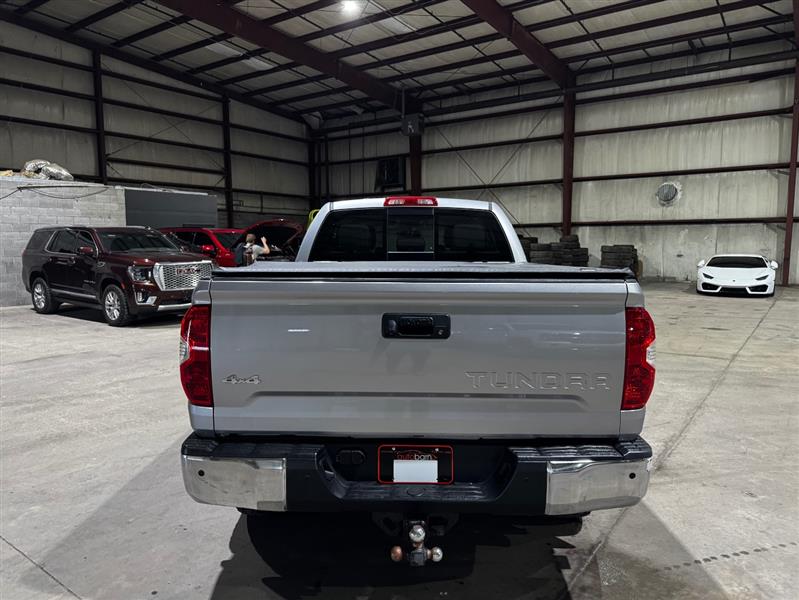 Toyota Tundra Limited 5.7L Double Cab 4WD 2014