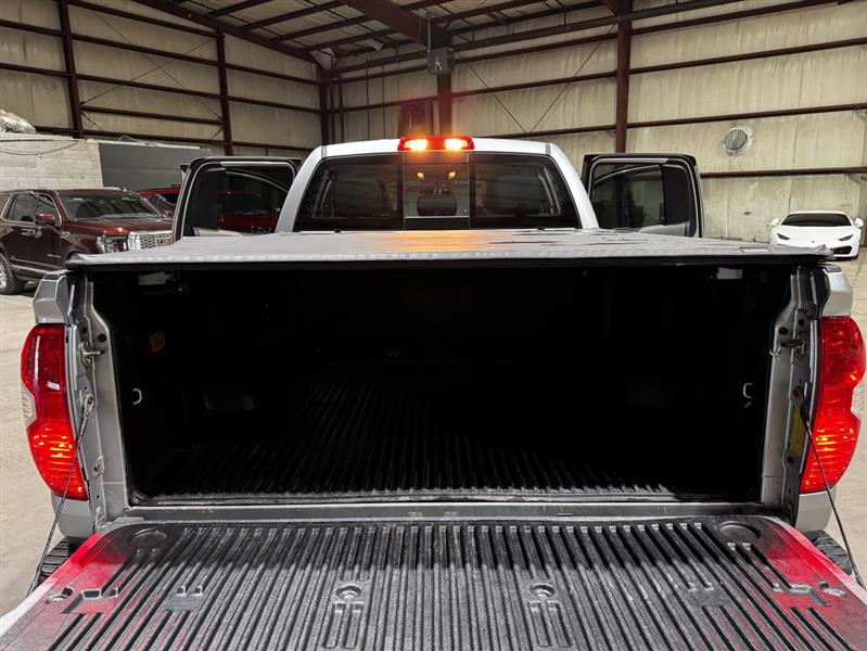 Toyota Tundra Limited 5.7L Double Cab 4WD 2014