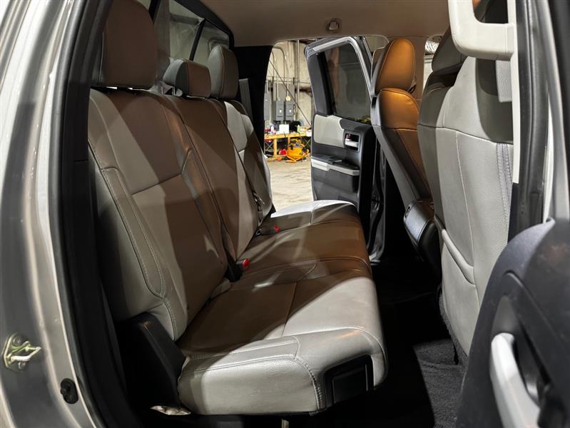 Toyota Tundra Limited 5.7L Double Cab 4WD 2014