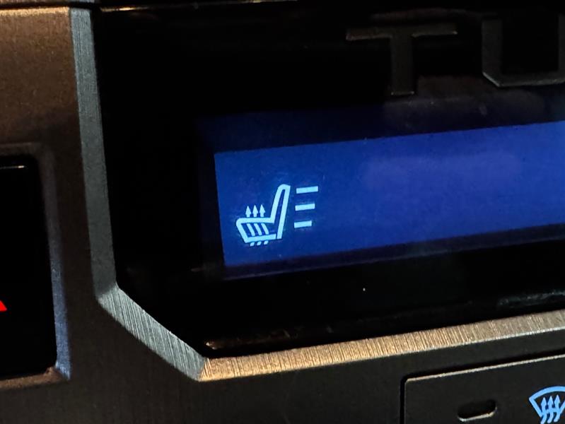 Toyota Tundra Limited 5.7L Double Cab 4WD 2014