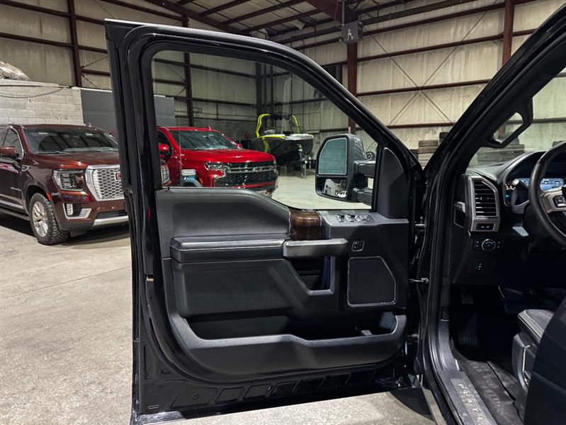 Ford F-150 Platinum SuperCrew 5.5-ft. Bed 2WD 2015