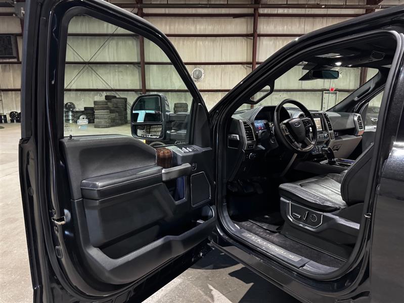 Ford F-150 Platinum SuperCrew 5.5-ft. Bed 2WD 2015