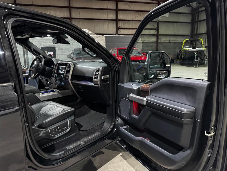 Ford F-150 Platinum SuperCrew 5.5-ft. Bed 2WD 2015