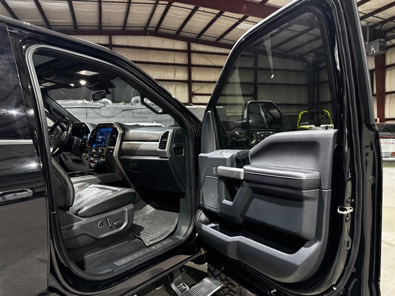 Ford F-250 SD Platinum Crew Cab 4WD 2022