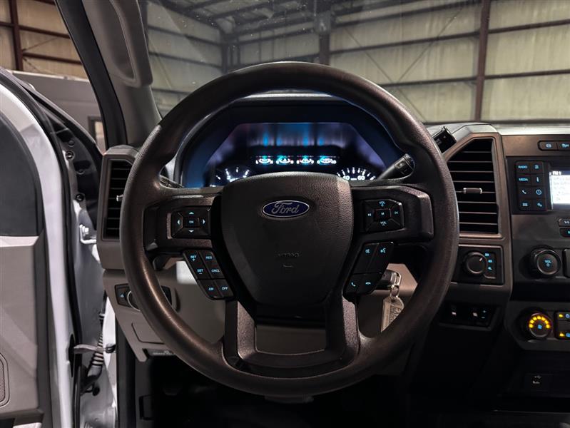 Ford F-250 SD XL Crew Cab 4WD 2022