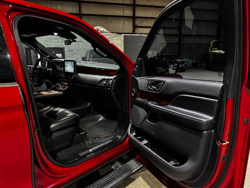 Lincoln Navigator Base 4WD 2020