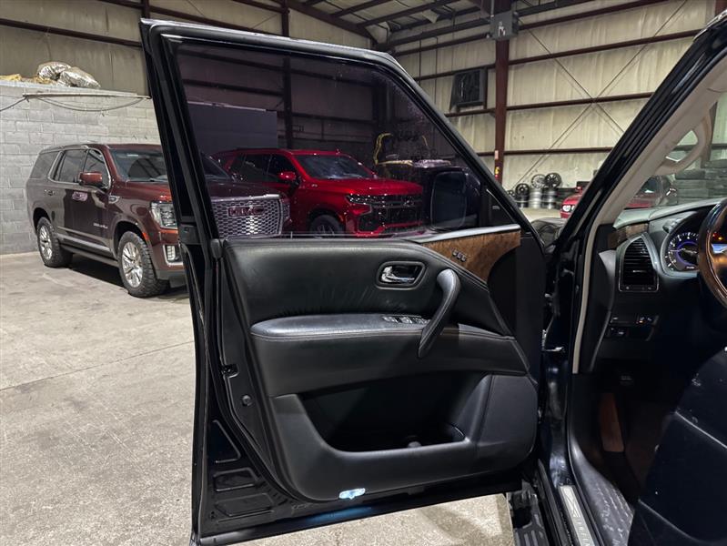 Infiniti QX80 Limited 4WD 2016