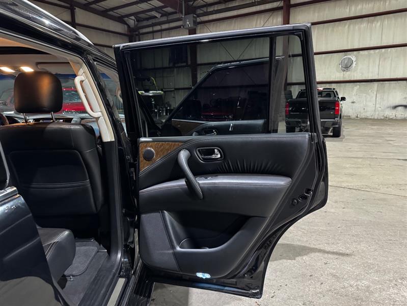 Infiniti QX80 Limited 4WD 2016