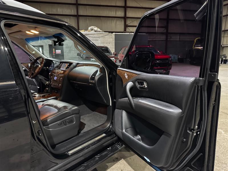 Infiniti QX80 Limited 4WD 2016