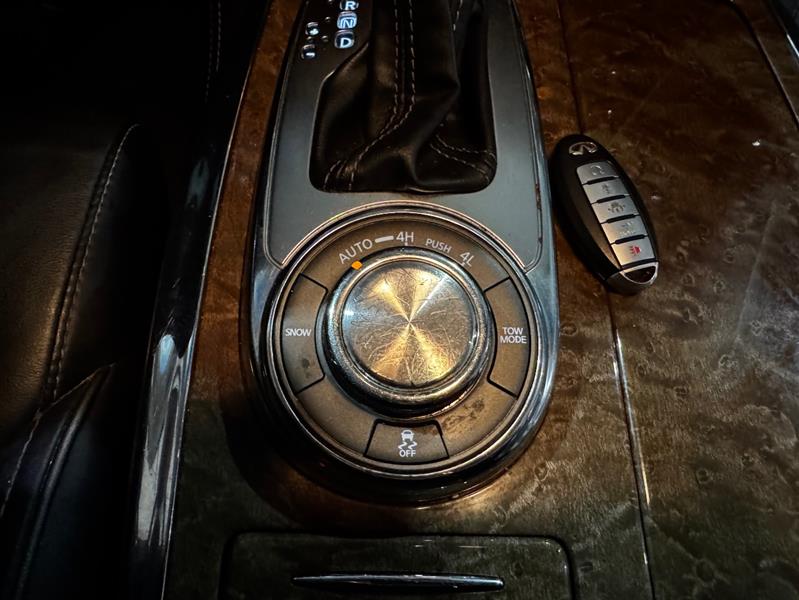 Infiniti QX80 Limited 4WD 2016