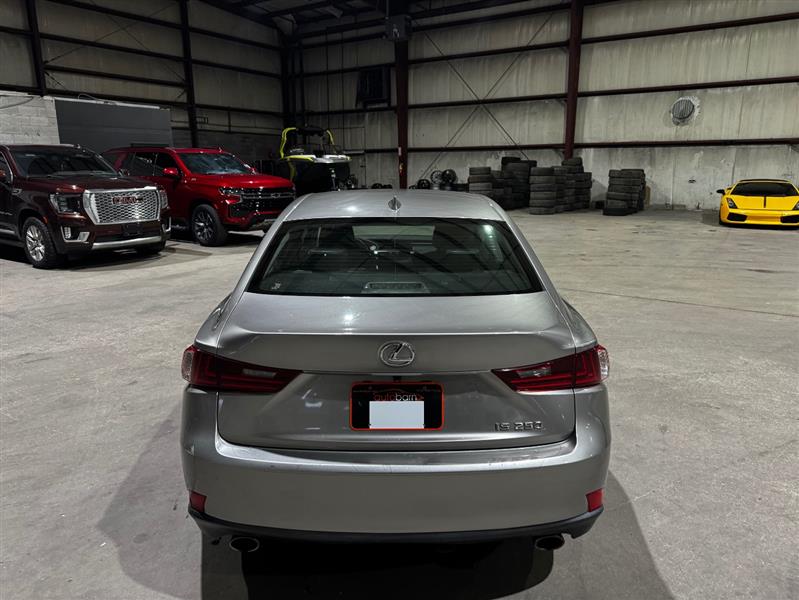 Lexus IS 250 RWD 2014