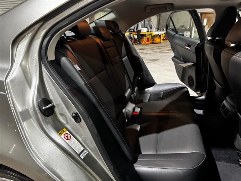 Lexus IS 250 RWD 2014