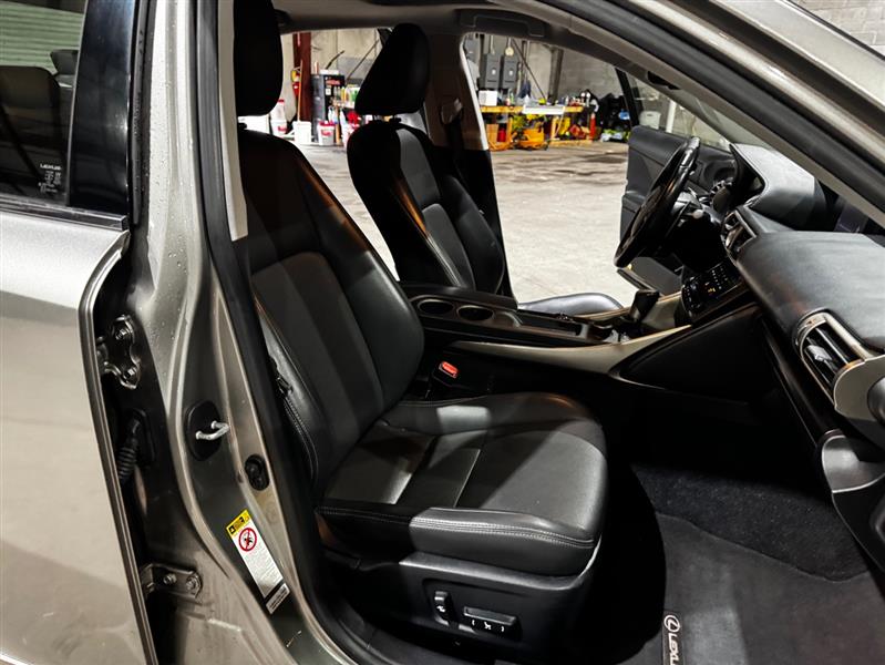 Lexus IS 250 RWD 2014