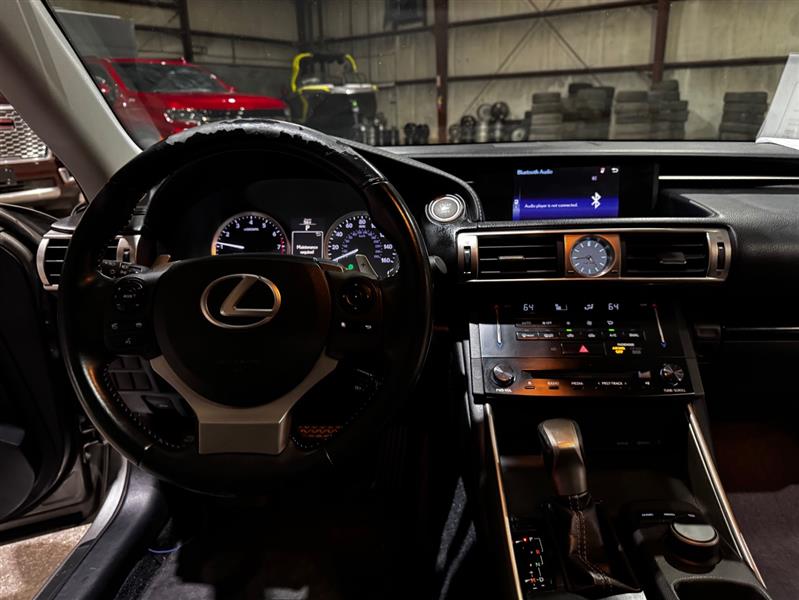 Lexus IS 250 RWD 2014