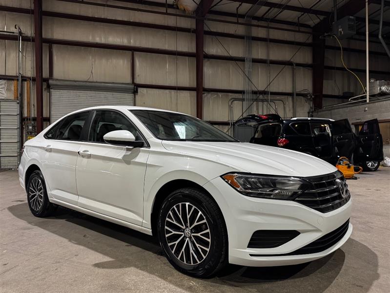 Volkswagen Jetta 1.4T SE 8A 2021