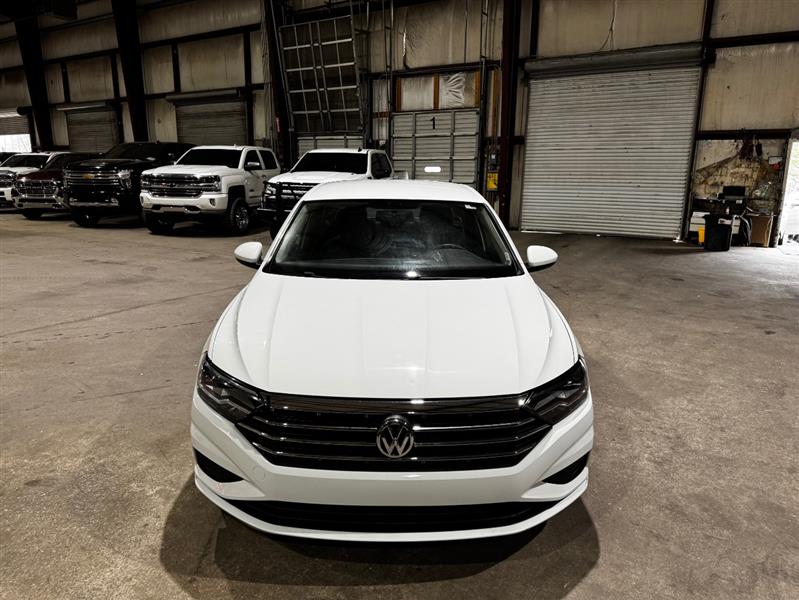 Volkswagen Jetta 1.4T SE 8A 2021