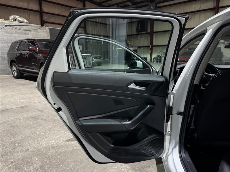 Volkswagen Jetta 1.4T SE 8A 2021