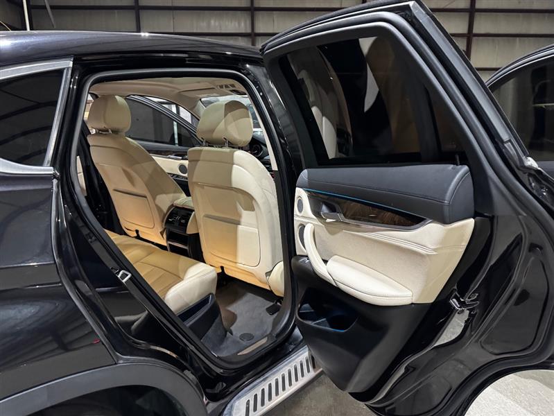 BMW X6 sDrive35i 2016