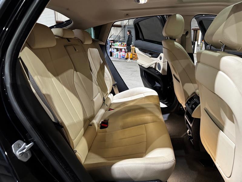 BMW X6 sDrive35i 2016