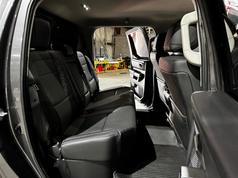 Toyota Tundra SR5 CrewMax 4WD 2022