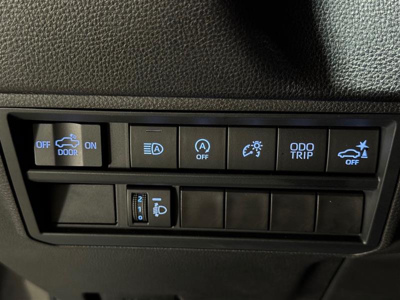 Toyota Tundra SR5 CrewMax 4WD 2022