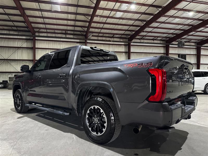 Toyota Tundra SR5 CrewMax 4WD 2022