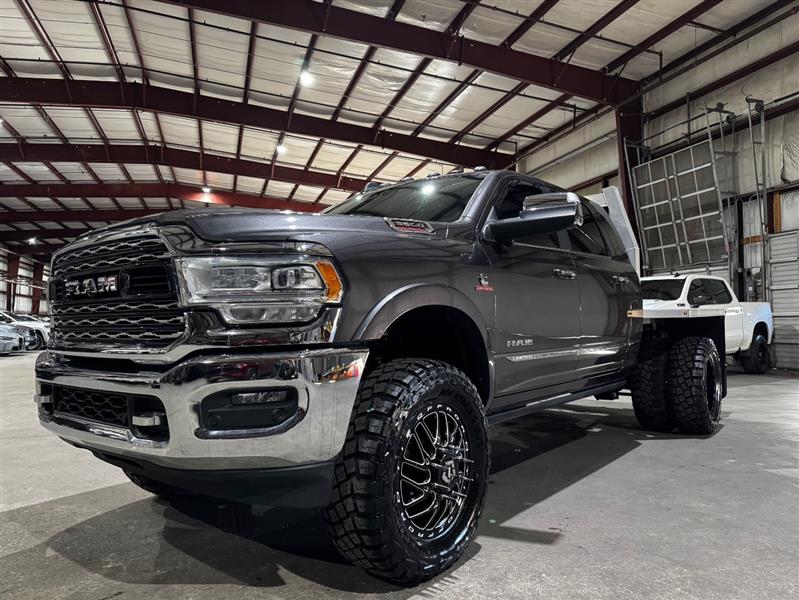 RAM 3500 Limited Mega Cab 4WD DRW 2019