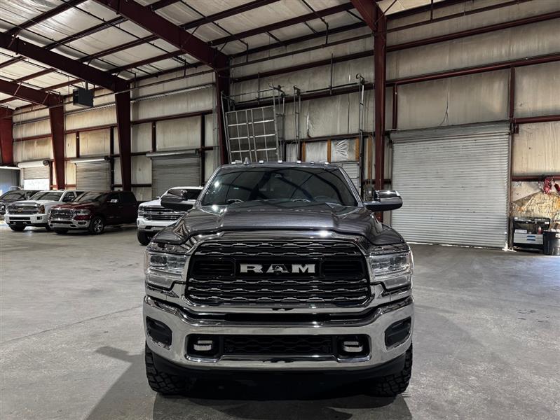 RAM 3500 Limited Mega Cab 4WD DRW 2019