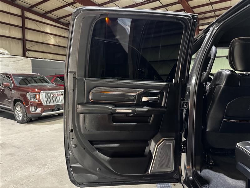 RAM 3500 Limited Mega Cab 4WD DRW 2019
